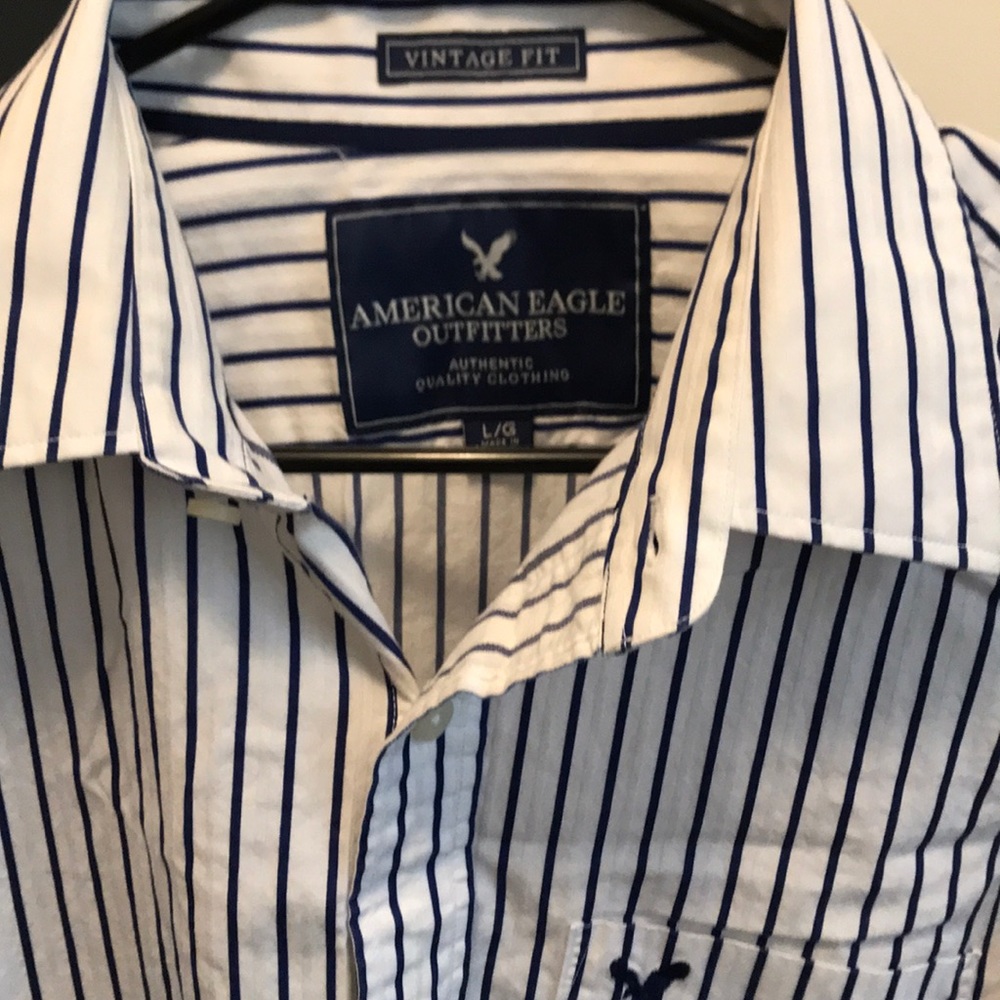 American Eagle Vintage fit blue and white shirt. - Picture 2 of 2